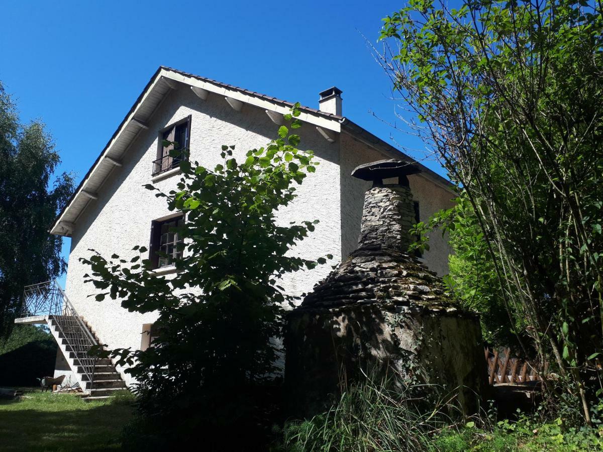 Location De Vacances A Gourdon En Bouriane Buitenkant foto