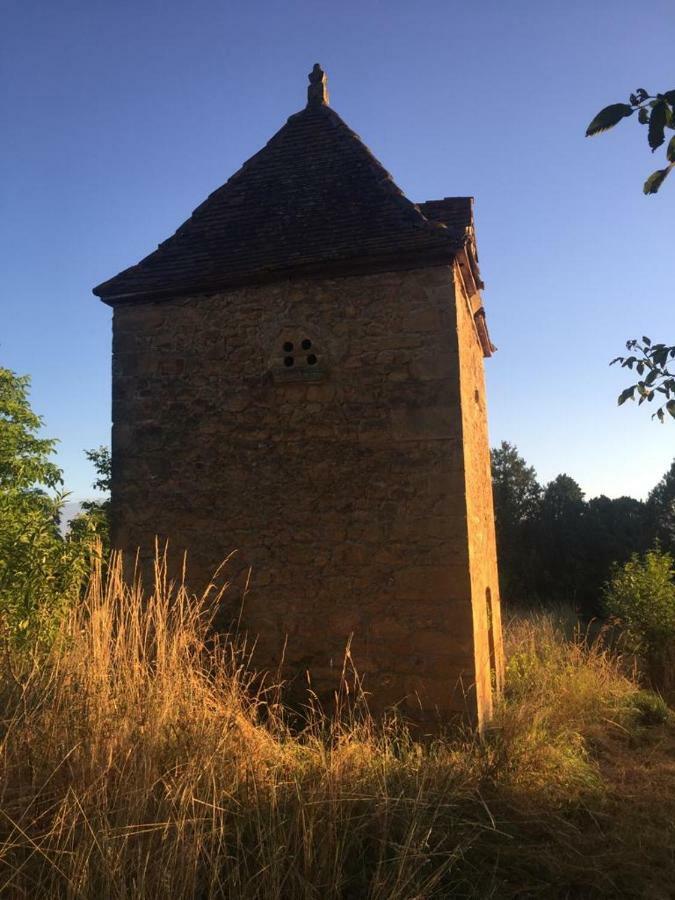 Location De Vacances A Gourdon En Bouriane Buitenkant foto